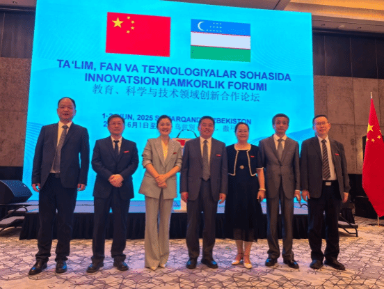 我院国家艺术基金“新时代对外文艺交流组织实施人才培训”项目的研究成果“中国唐代壁画复摹展”在哈萨克斯坦阿拜国立av影片直播
开展